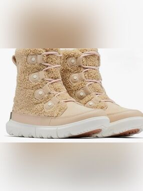 Sorel Women's Explorer II
Joan Cozy Boot - Beige Sherpa Winter Boots 7.5
